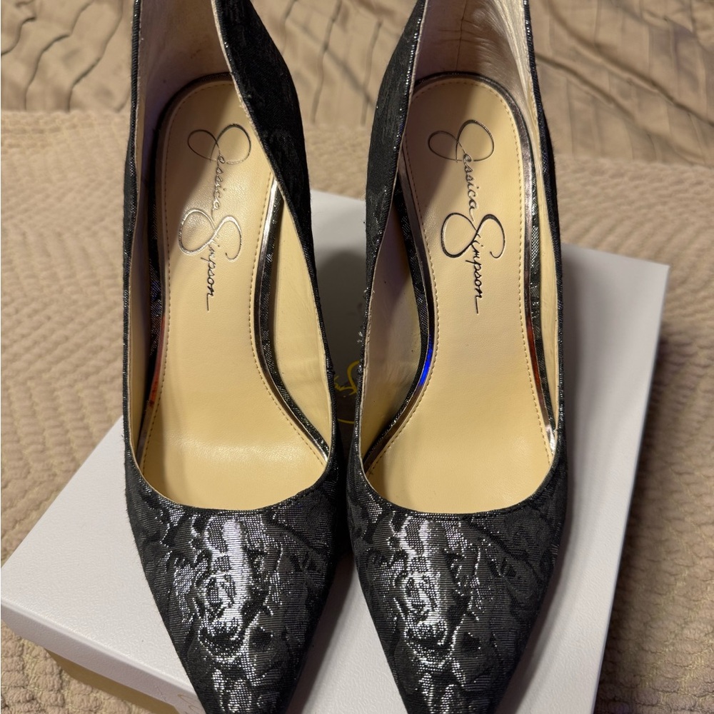 Jessica Simpson Black Floral Heels